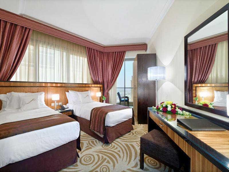 Al Majaz Premiere Hotel Apartments Шарджа Экстерьер фото